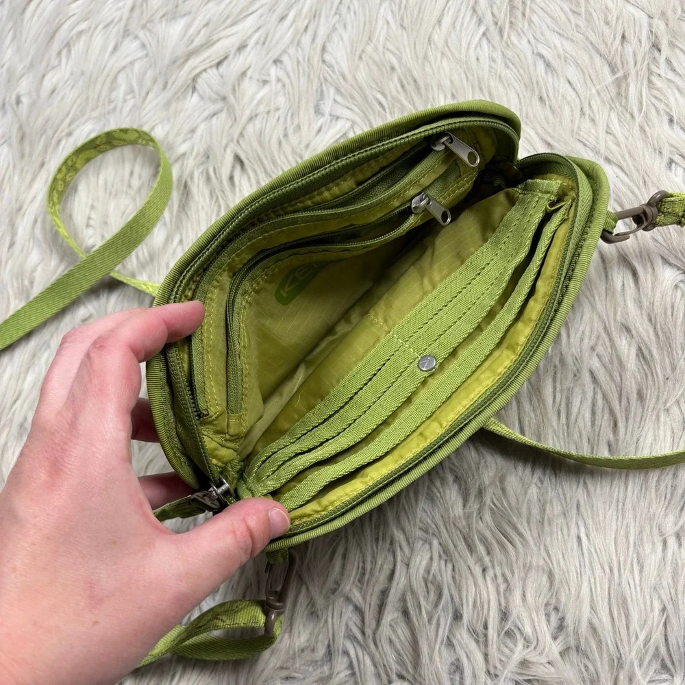 Keen Green Tweed Mini Organizer Crossbody Bag Travel Dopamine Casual Artsy